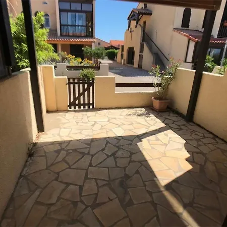 Villa Face Au Avec Terrasse Et Barbecue - 3 Pieces + Mezzanine Pour 6 Personnes - Fr-1-81-96