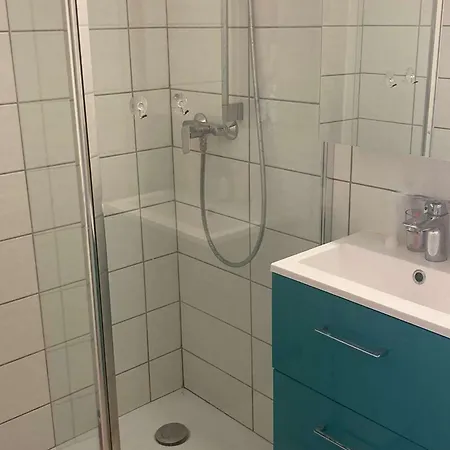 Face Au Avec Terrasse Et Barbecue - 3 Pieces + Mezzanine Pour 6 Personnes - Fr-1-81-96 Villa